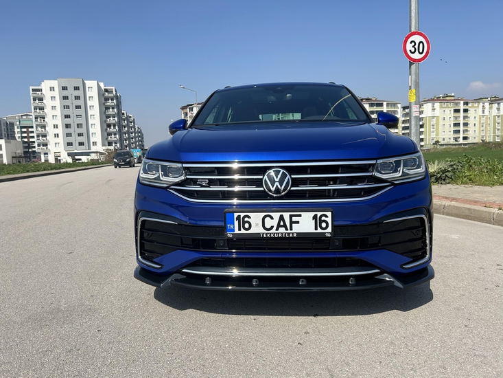 OneWay front spoiler glanzend zwart passend voor VW Tiguan met R-line voorbumper vanaf model 2020 versie 2