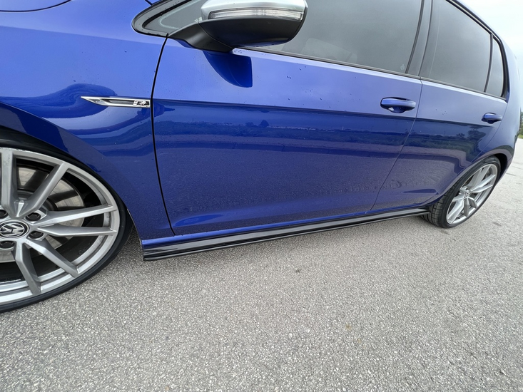 OneWay sideskirt aanzets glanzend zwart passend voor VW Golf 7.5 R model 2017 - 2020