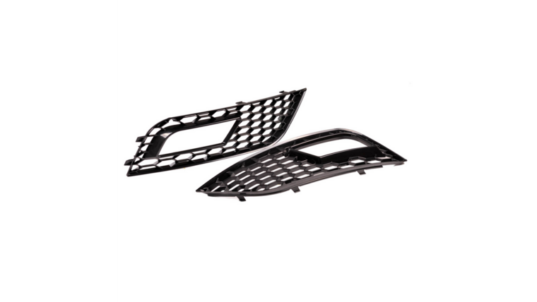 Glanzend zwarte covers mistlampen passend voor Audi A4 B8 facelift model 2012 - 2015 met standaard voorbumper