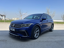 OneWay front spoiler glanzend zwart passend voor VW Tiguan met R-line voorbumper vanaf model 2020 versie 2